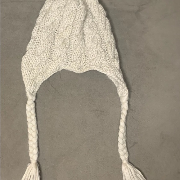 The North Face Cable Knit Hat - Picture 2 of 4